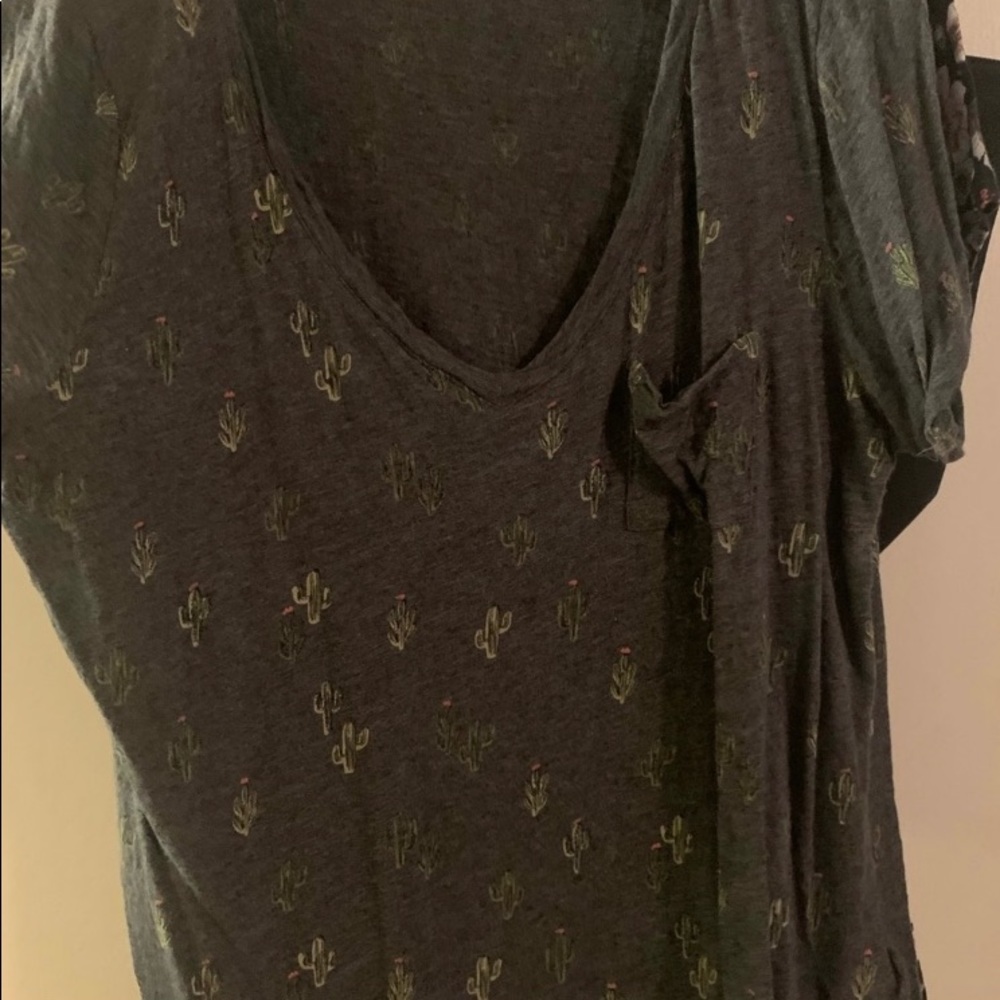 Torrid size 2 lot of shirts. - Picture 3 of 4